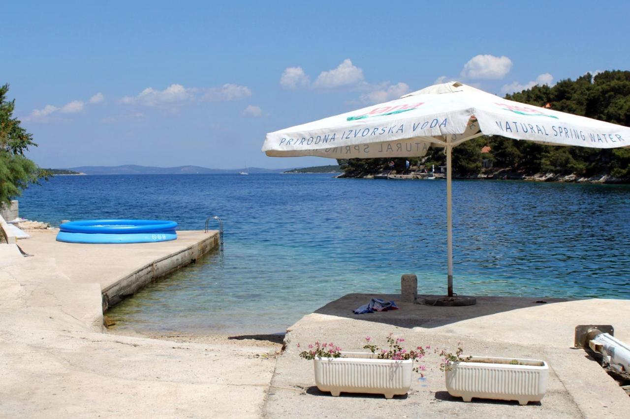 Apartments With A Parking Space Sali, Dugi Otok - 8172 Esterno foto