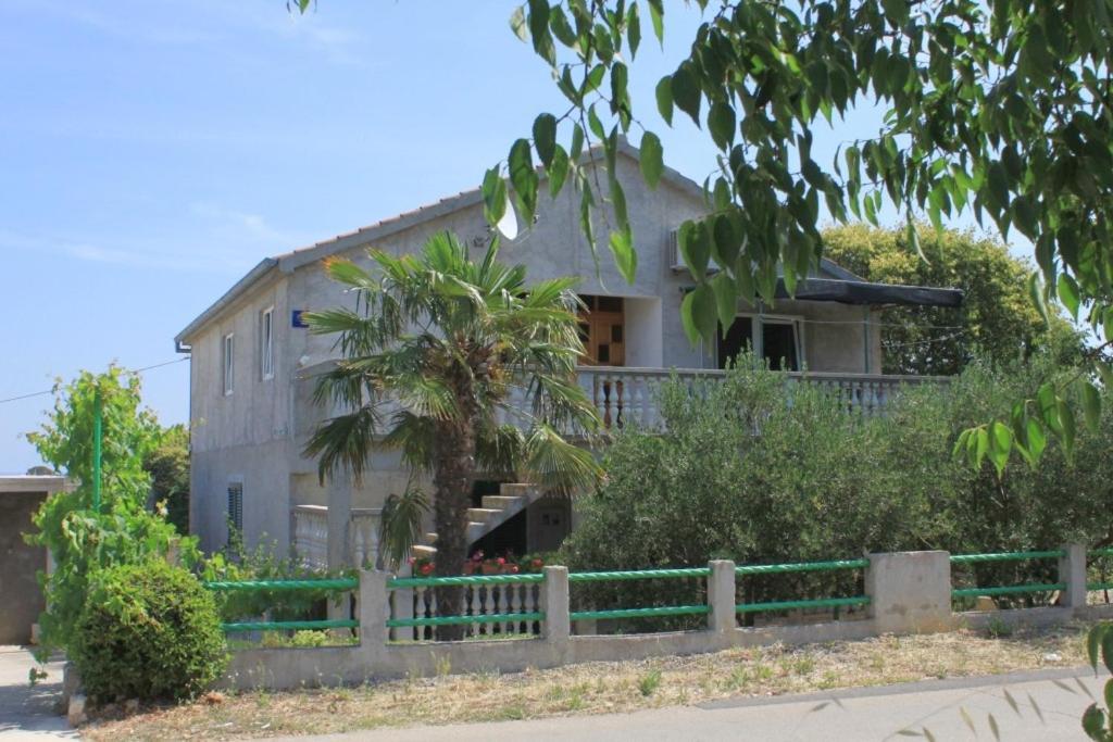 Apartments With A Parking Space Sali, Dugi Otok - 8172 Esterno foto