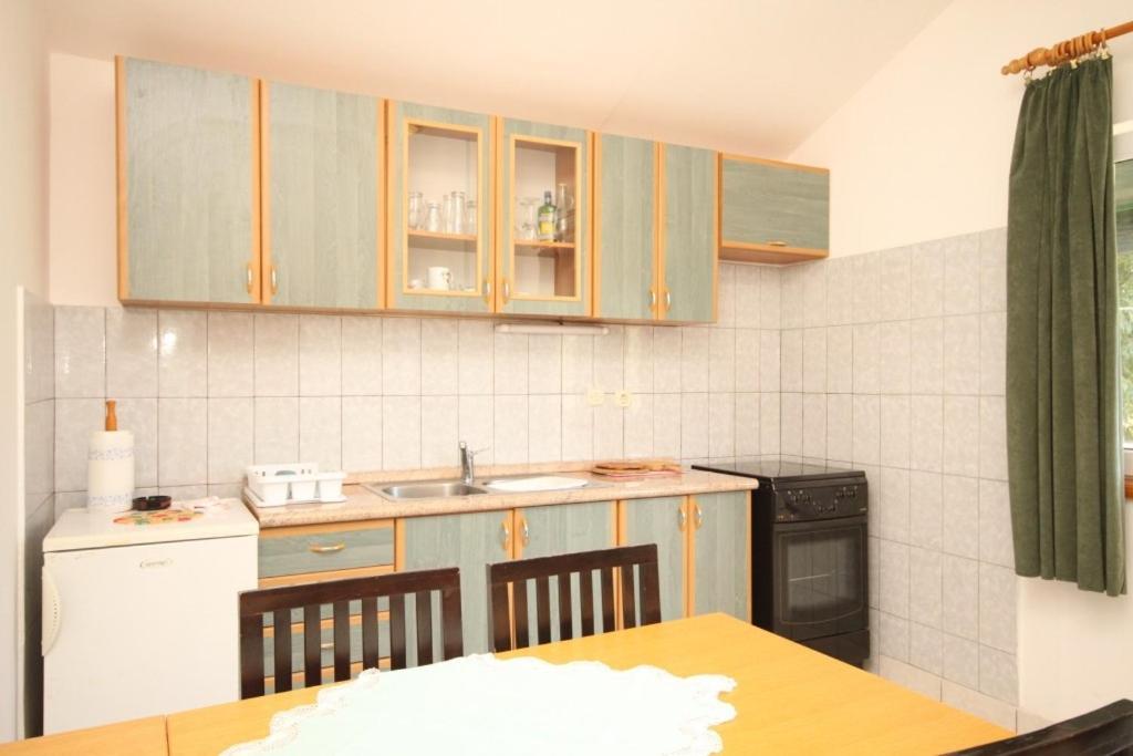 Apartments With A Parking Space Sali, Dugi Otok - 8172 Esterno foto